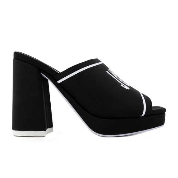 NWT Juicy Couture Girly Black Open Toe Chunky Heel in Black & White - Picture 2 of 6